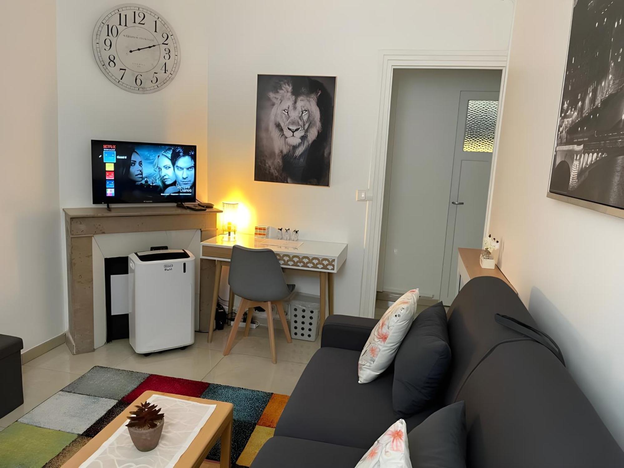 Charmant Studio Climatise Paris Expo Porte De Versailles - Dome De Paris , Near Transportation Links วองว์ส ภายนอก รูปภาพ